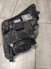 Laden Sie das Bild in den Galerie-Viewer, Frontscheinwerfer Skoda Superb III 3V1941016A Rechts Scheinwerfer Headlight SCH9486570861am