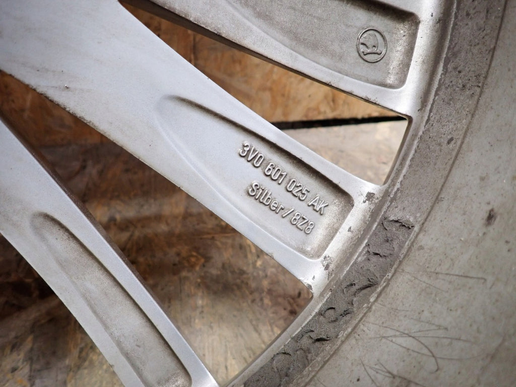 1x Alufelge 19 Zoll 8.0" 5x112 44ET Glanz Silber 3V0601025AK Skoda Superb Iii FEL9844792921ka