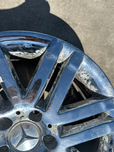 Load image into Gallery viewer, 1x Alufelge 17 Zoll 8.5" 5x112 A2044010302 Mercedes-Benz W204 Rim Wheel FEL6494190011nc