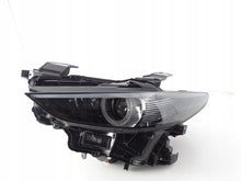 Laden Sie das Bild in den Galerie-Viewer, Frontscheinwerfer Mazda 3 Bp BCJH-51040 LED Ein Stück (Rechts oder Links)