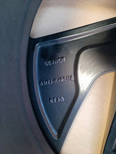 Load image into Gallery viewer, 1x Alufelge 20 Zoll 9.5" 5x112 47ET Glanz Schwarz 14B601025E VW I Rim Wheel FEL8460309608yt