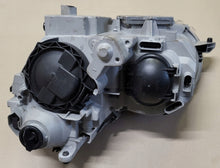 Laden Sie das Bild in den Galerie-Viewer, Frontscheinwerfer Mercedes-Benz W203 Rechts Scheinwerfer Headlight SCH4014528246ke