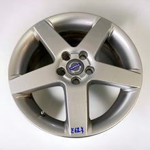 Laden Sie das Bild in den Galerie-Viewer, 1x Alufelge 17 Zoll 7.0&quot; 5x108 52,5ET 31255308 Volvo C30 S40 V50 Rim Wheel