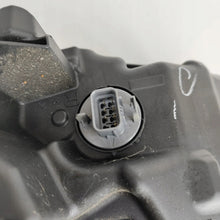 Laden Sie das Bild in den Galerie-Viewer, Frontscheinwerfer Honda Civic X Hatchback I 33100TBAA11 Rechts Headlight SCH5242296551go