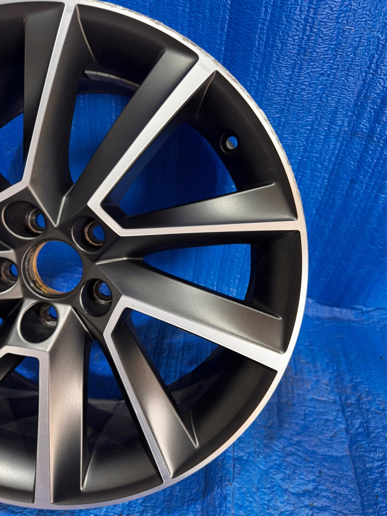 1x Alufelge 17 Zoll 6.5" 5x100 657601025D Skoda Scala Kamiq Rim Wheel