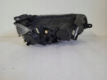 Laden Sie das Bild in den Galerie-Viewer, Frontscheinwerfer Dacia Duster 260609367R Links Scheinwerfer Headlight SCH2315108429bz