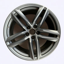 Load image into Gallery viewer, 1x Alufelge 19 Zoll 11.0&quot; 5x112 50ET 420601025BC Audi R8 Rim Wheel