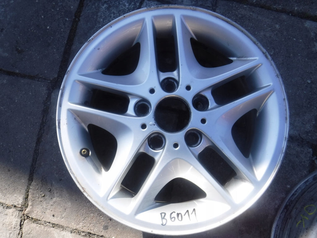 1x Alufelge 16 Zoll 7.0" 5x120 47ET 6752769 BMW Rim Wheel
