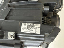 Load image into Gallery viewer, Frontscheinwerfer VW T6 7L1941006B Rechts Scheinwerfer Headlight