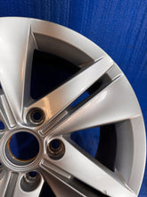 Load image into Gallery viewer, 1x Alufelge 16 Zoll 7.0" 5x100 5H0601025 VW Golf Viii Rim Wheel FEL6787024119sm