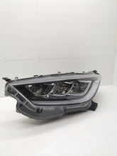 Laden Sie das Bild in den Galerie-Viewer, Frontscheinwerfer Toyota 4 Yaris EUK0-8 LED Links Scheinwerfer Headlight