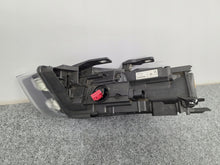 Load image into Gallery viewer, Frontscheinwerfer Audi Q3 8U0941004B Rechts Scheinwerfer Headlight SCH9251033019on