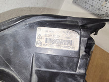 Laden Sie das Bild in den Galerie-Viewer, Frontscheinwerfer Ford Mondeo 7S71-13W030-AH Ein Stück (Rechts oder Links) SCH1347972860zg