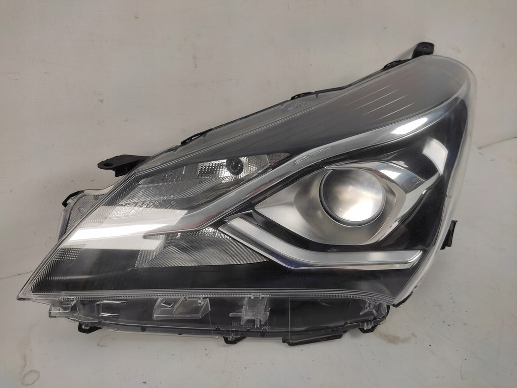 Frontscheinwerfer Toyota Yaris LED Ein Stück (Rechts oder Links) Headlight