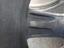 Laden Sie das Bild in den Galerie-Viewer, 1x Alufelge 16 Zoll 6.5&quot; 5x112 50ET 8P0601025A Audi B7 Rim Wheel