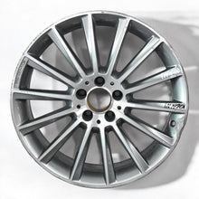 Laden Sie das Bild in den Galerie-Viewer, 1x Alufelge 19 Zoll 7.5&quot; 5x112 33ET A2054015400 Mercedes-Benz Amg Rim Wheel