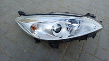 Laden Sie das Bild in den Galerie-Viewer, Frontscheinwerfer Mazda 5 Cw Rechts Scheinwerfer Headlight SCH7781384561gy