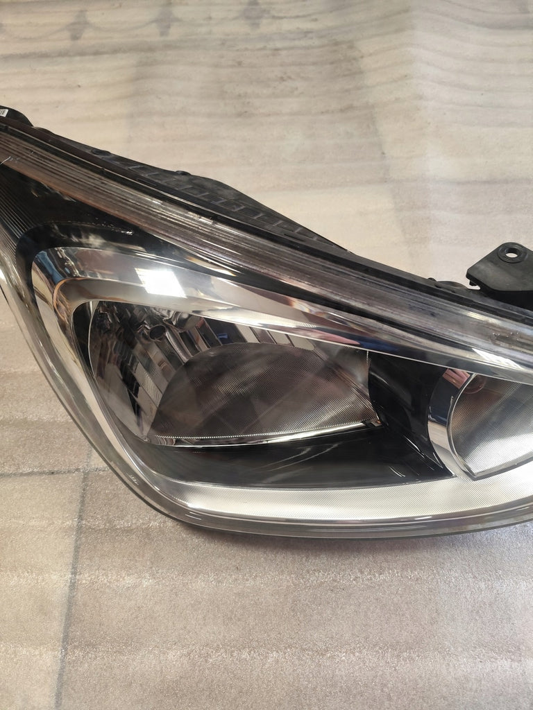 Frontscheinwerfer Hyundai I10 92102-B9000 Rechts Scheinwerfer Headlight