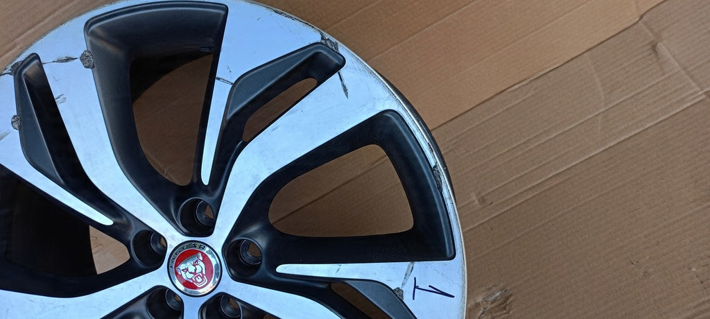 1x Alufelge 20 Zoll 8.0" 5x108 40ET M9CM-1007-AA Jaguar E-Pace Rim Wheel