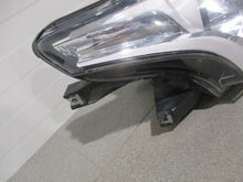 Laden Sie das Bild in den Galerie-Viewer, Frontscheinwerfer Mitsubishi Outlander III 8301C1-98 Rechts Headlight