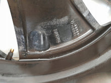 Laden Sie das Bild in den Galerie-Viewer, 1x Alufelge 18 Zoll 7.5&quot; 5x108 50ET Glanz Silber 31680403 Volvo Rim Wheel