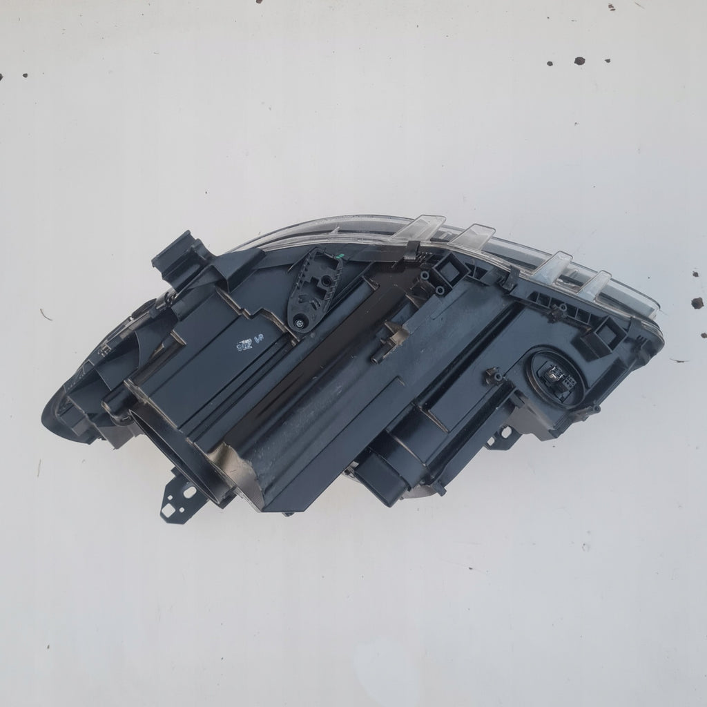 Frontscheinwerfer Mercedes-Benz W246 A2468207261 Xenon Rechts Headlight SCH8204750437yr