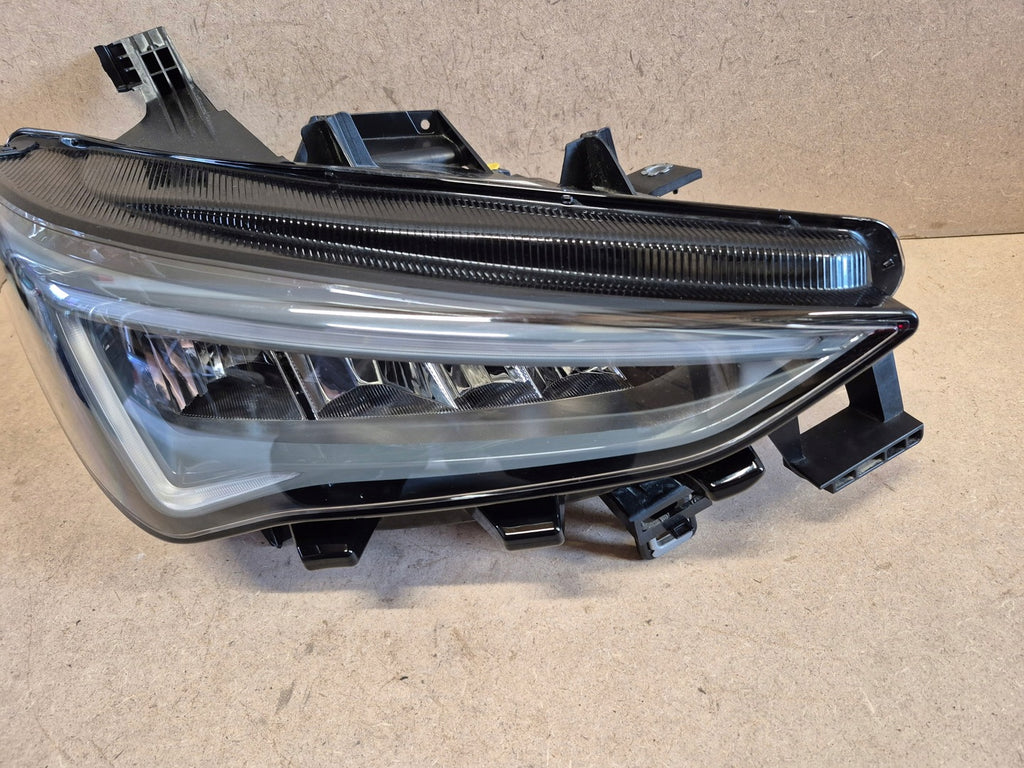 Frontscheinwerfer Cupra Born 10F941008H Full LED Rechts Scheinwerfer Headlight
