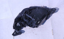 Laden Sie das Bild in den Galerie-Viewer, Frontscheinwerfer Peugeot 2008 208 II 9841641980 Full LED Rechts Headlight