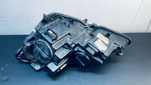 Laden Sie das Bild in den Galerie-Viewer, Frontscheinwerfer Mercedes-Benz Coupe A2078204461KZ Xenon Rechts Headlight