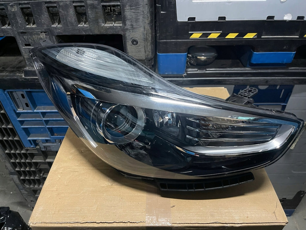 Frontscheinwerfer Hyundai Ix20 10-92102-1K- Rechts Scheinwerfer Headlight