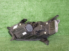 Load image into Gallery viewer, Frontscheinwerfer Dacia Sandero III Logan 260107978R Rechts Headlight SCH7706912514sv
