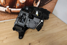 Laden Sie das Bild in den Galerie-Viewer, Frontscheinwerfer Mercedes-Benz W213 A2139067606 LED Rechts Headlight SCH4790916189ux
