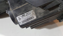 Laden Sie das Bild in den Galerie-Viewer, Frontscheinwerfer VW Passat B7 3AB941005 90003372 Links Scheinwerfer Headlight SCH8728686726is