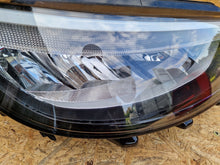 Load image into Gallery viewer, Frontscheinwerfer VW 10B941006C Rechts Scheinwerfer Headlight SCH9685946024ur