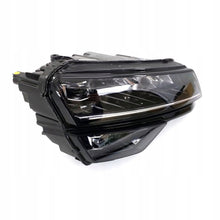Laden Sie das Bild in den Galerie-Viewer, Frontscheinwerfer Skoda Karoq 57B941016D Rechts Scheinwerfer Headlight SCH1381529681mo