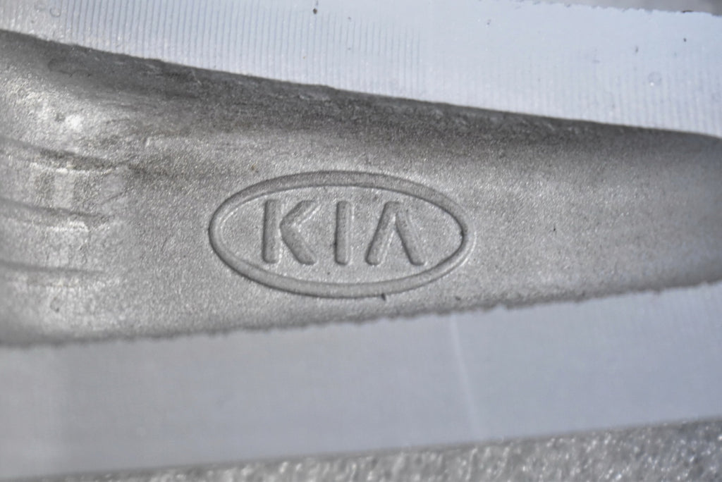 1x Alufelge 16 Zoll 6.5" 5x114.3 31 5ET Glanz Silber 529103U100 Kia Sportage FEL3369704961pp