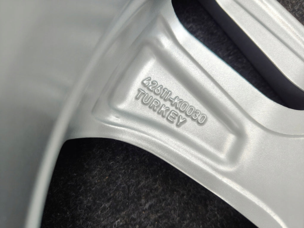 1x Alufelge 15 Zoll 6.0" 5x100 45ET Glanz Silber 42611-K0030 Toyota Yaris FEL1925716518zd