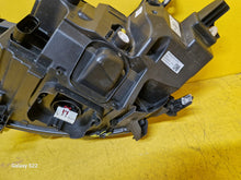 Laden Sie das Bild in den Galerie-Viewer, Frontscheinwerfer VW Id.3 10B941006A LED Rechts Scheinwerfer Headlight SCH8096645094li