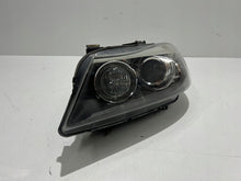 Load image into Gallery viewer, Frontscheinwerfer BMW E90 72025899 Xenon Links Scheinwerfer Headlight SCH9939902367po