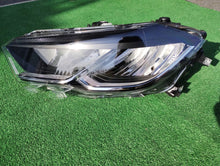 Laden Sie das Bild in den Galerie-Viewer, Frontscheinwerfer VW Polo 2G1941005 LED Links Scheinwerfer Headlight SCH1474265506rv