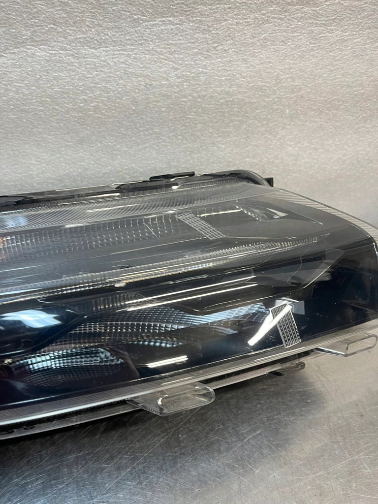 Frontscheinwerfer Dacia Spring 266008993R Rechts Scheinwerfer Headlight SCH9353990765gm