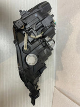 Laden Sie das Bild in den Galerie-Viewer, Frontscheinwerfer Mazda 6 Gj GRF5-51040 LED Links Scheinwerfer Headlight SCH4701441247cm