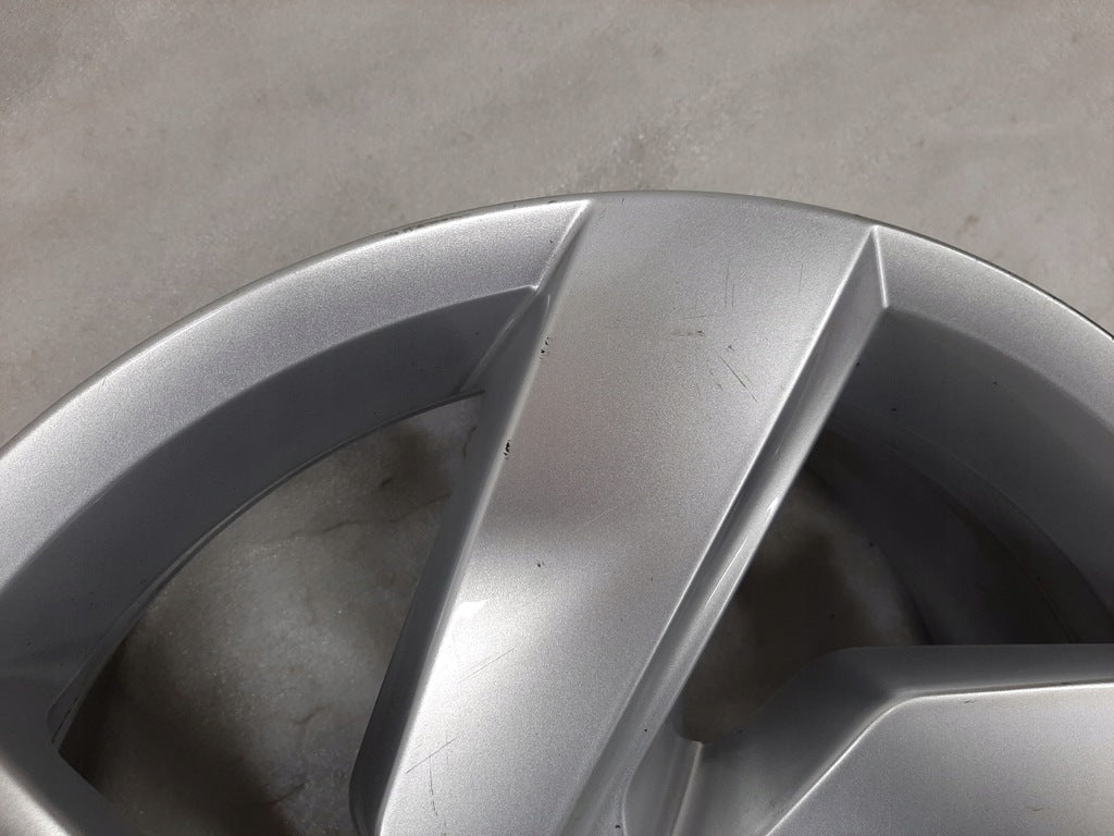 1x Alufelge 17 Zoll 7.5" 5x112 51ET Glanz Silber 5H0601025 VW Golf Viii FEL4704229950wz