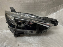 Laden Sie das Bild in den Galerie-Viewer, Frontscheinwerfer Mazda Cx3 Cx-3 D10E-51030 LED Rechts Scheinwerfer Headlight