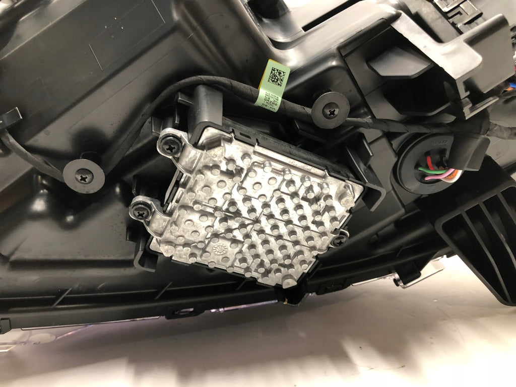 Frontscheinwerfer Mitsubishi Outlander III ECM921-21E20 LED Rechts Headlight