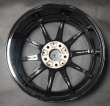 Laden Sie das Bild in den Galerie-Viewer, 4x Alufelge 17 Zoll 6.5" 5x112 49ET Glanz Silber A2464010102 Mercedes-Benz Viano FEL1029086644ld