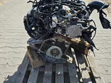 Laden Sie das Bild in den Galerie-Viewer, Motor Audi A4 B9 DDW 2.0 TFSI 252PS 185kW 131TKm 2018 Benzin Engine Komplett MOT7890881884il