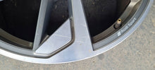 Laden Sie das Bild in den Galerie-Viewer, 1x Alufelge 19 Zoll 8Y0601025R Audi A3 Rim Wheel FEL5236272346nx