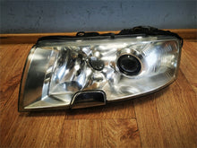 Laden Sie das Bild in den Galerie-Viewer, Frontscheinwerfer Skoda Superb I Links Scheinwerfer Headlight