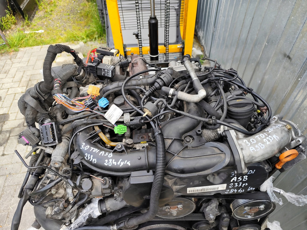Motor Audi C6 B7 ASB BMK 3.0 TDI 233PS 284TKm Diesel Engine Komplett